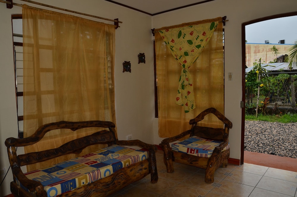 Apartment, 2 Bedrooms, Kitchen, Garden View