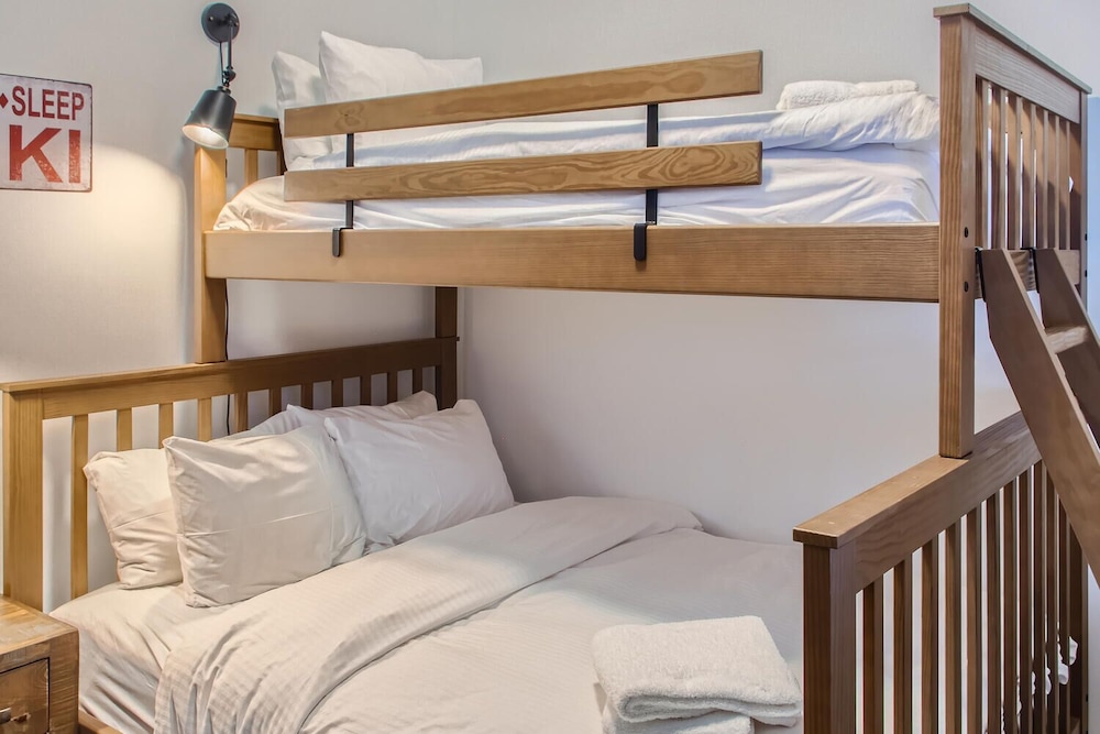 Stonegate Resort 单元 B408 | 2BR