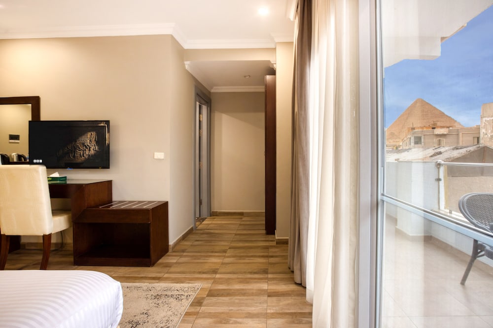 Family Studio Suite - Photo 12