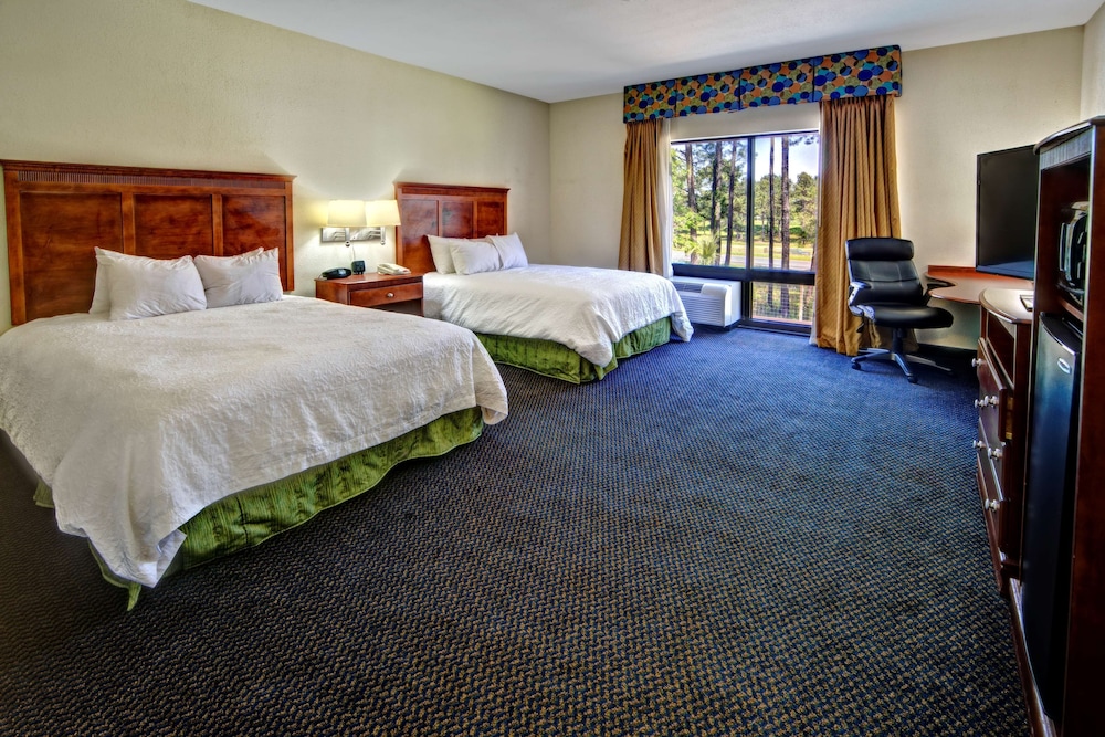 Room, 2 Queen Beds, Accessible, Non Smoking - Photo 1