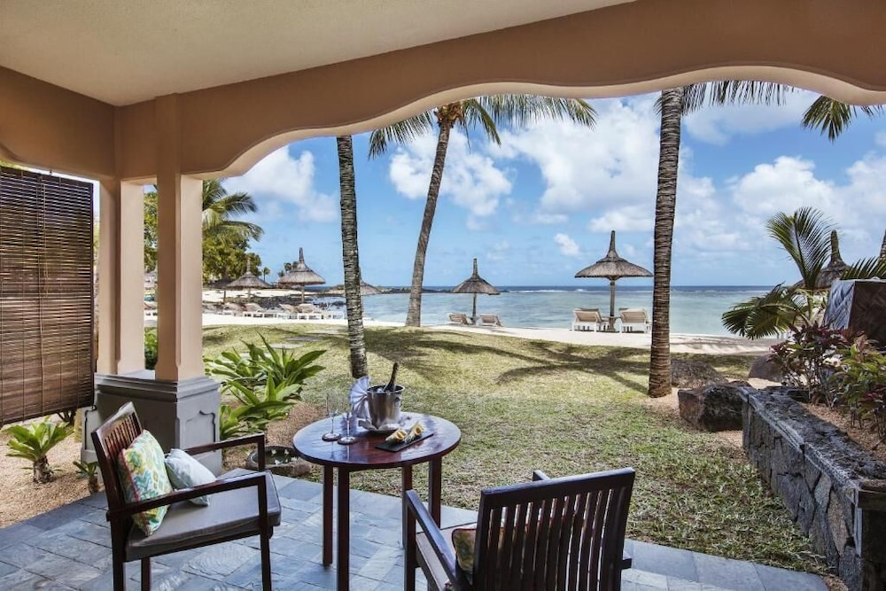 Junior Suite, Beachfront - Photo 2