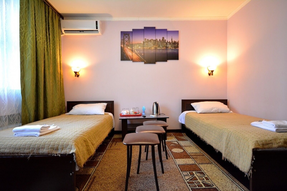 Classic Quadruple Room