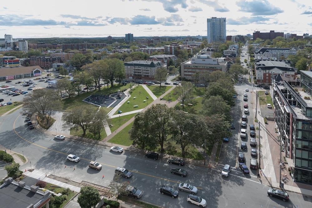 Executive Room, 1 Bedroom thumbnail 5