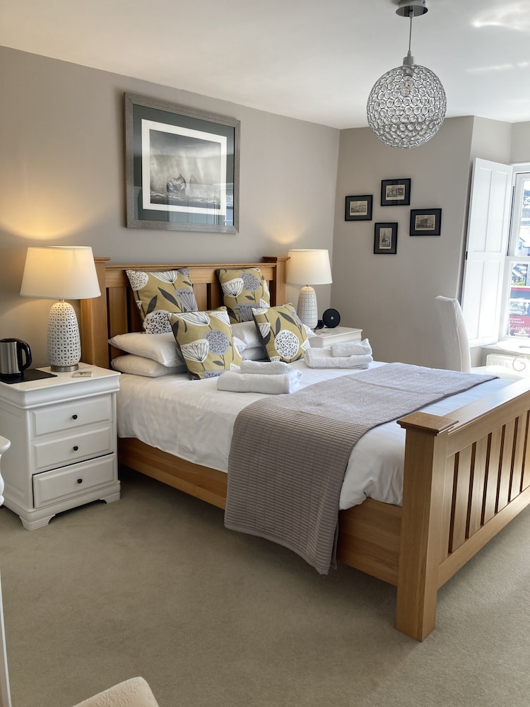 Superior Double Room, Ensuite (Baileys) photo 1