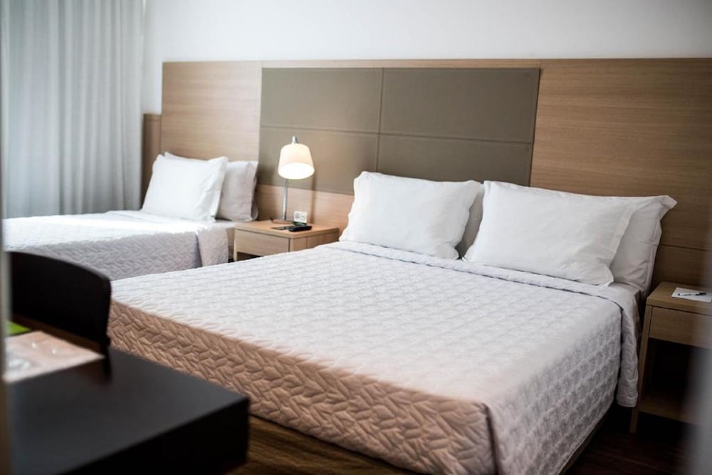 Executive Triple Room, Multiple Beds