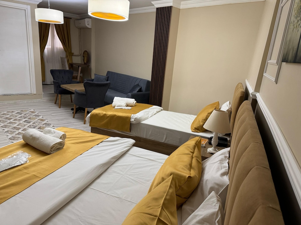 Grand Quadruple Room photo 1