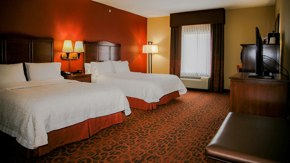 Room, 2 Queen Beds, Accessible, Non Smoking at Hampton Inn Matamoras in Matamoras