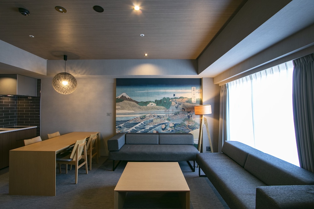 Superior Room thumbnail 5