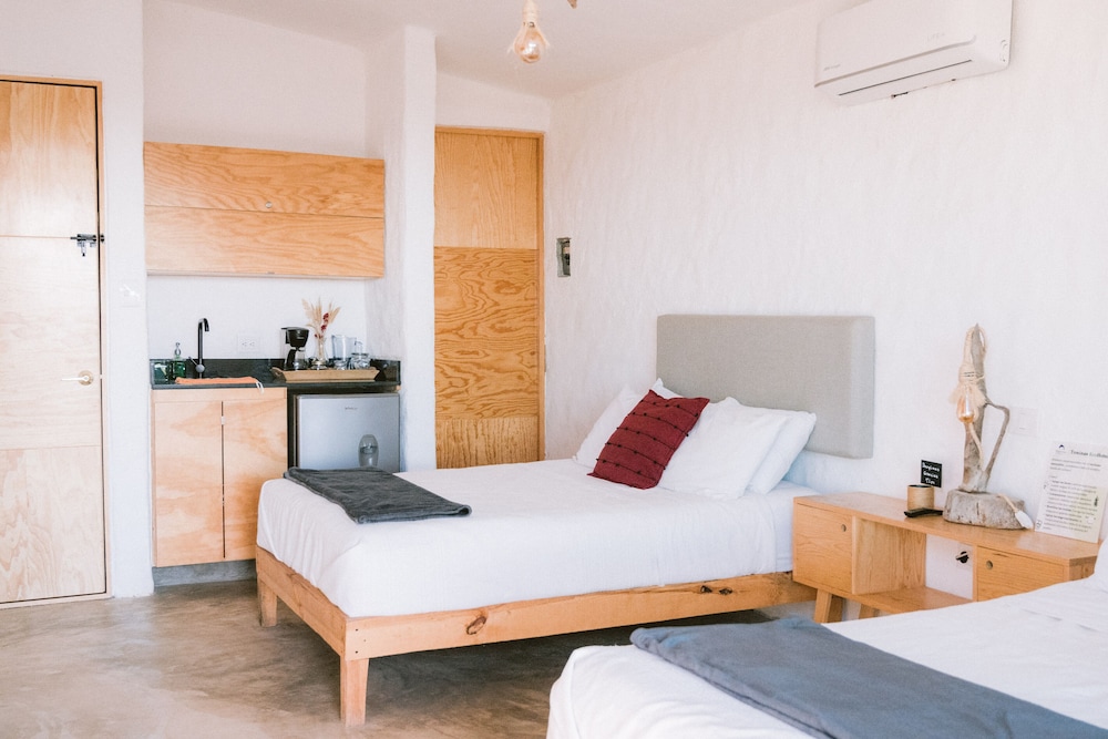 Comfort Double Room, Ocean View photo 3