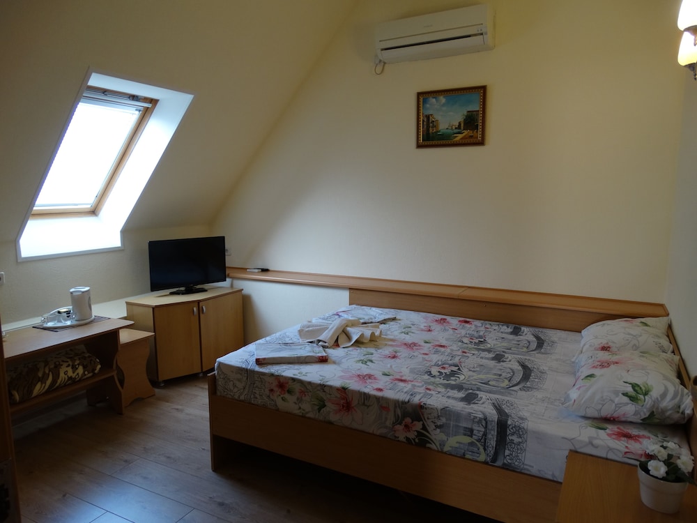 Standard Double Room (11) photo 3