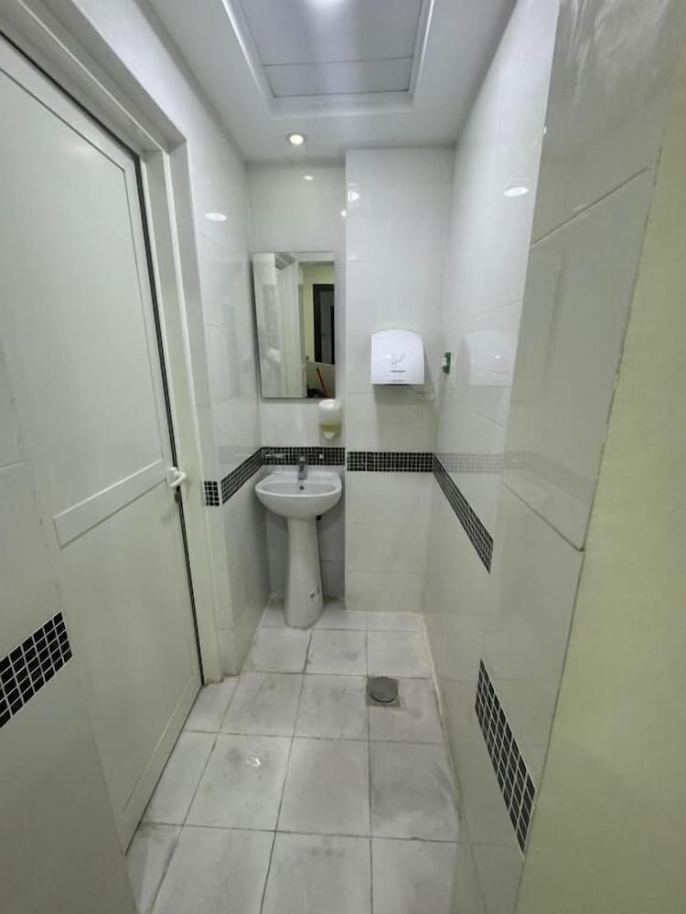 Shared Dormitory, Men Only photo 3