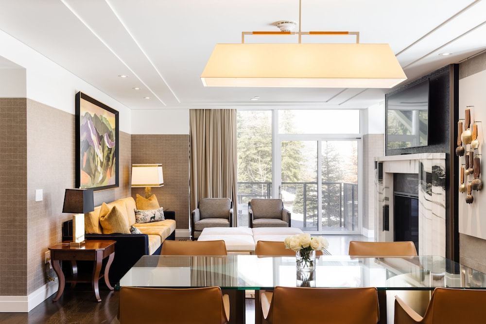Room, Multiple Beds (Goldener, 2 King Beds)
