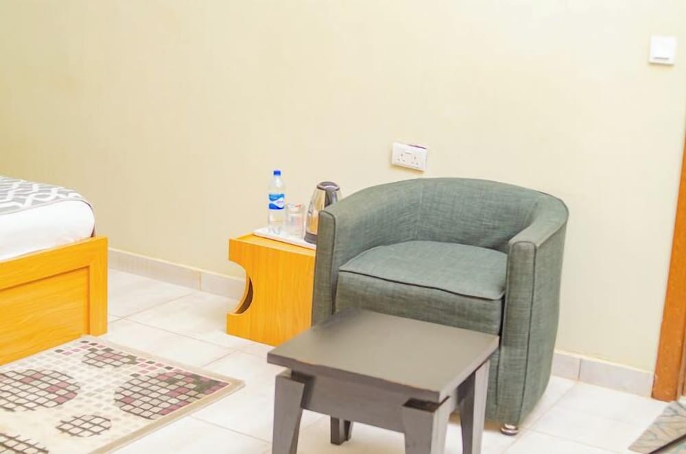 Deluxe Room, Balcony, City View photo 3