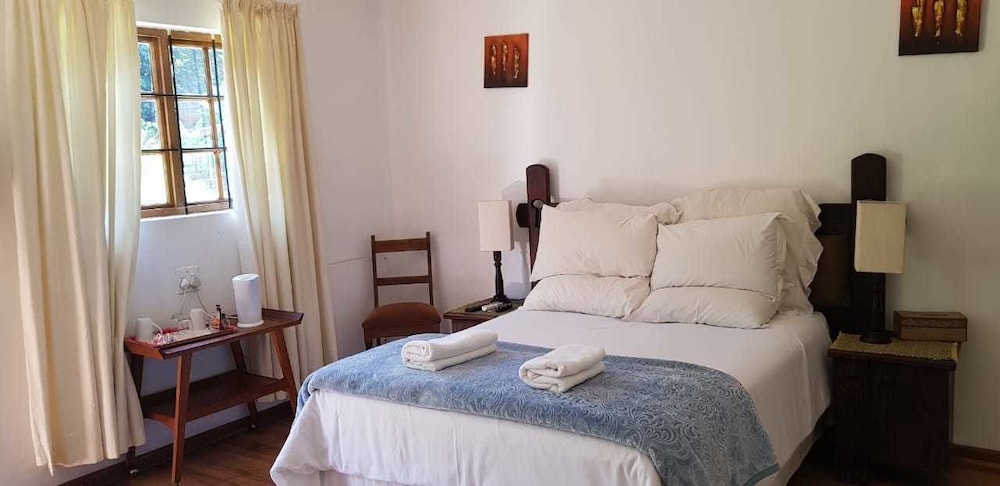 Single Room, 1 Double Bed, Pool Access photo 1
