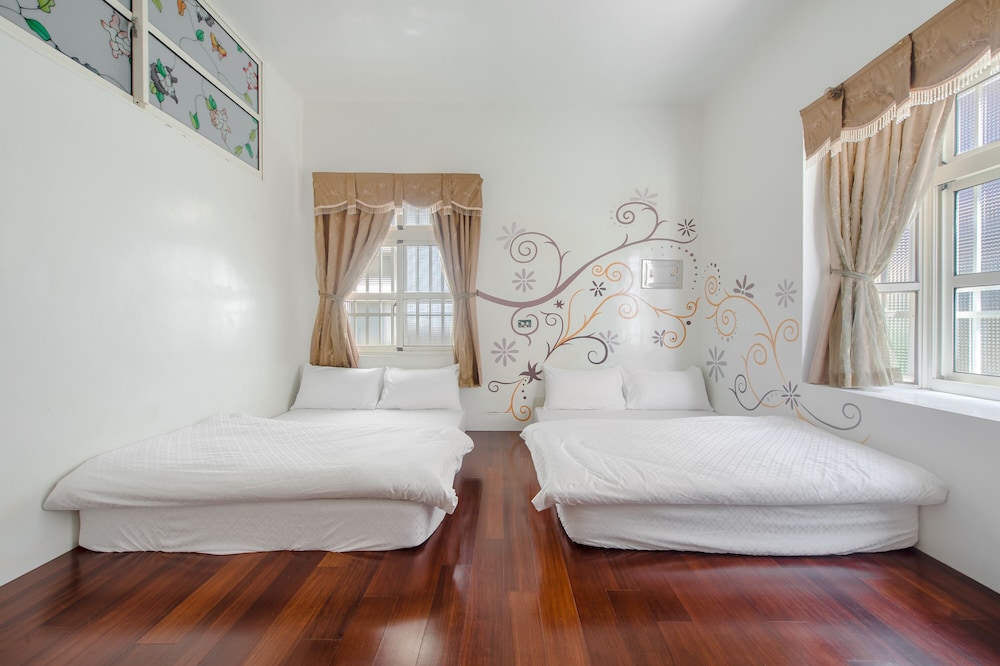 Superior Quadruple Room photo 2