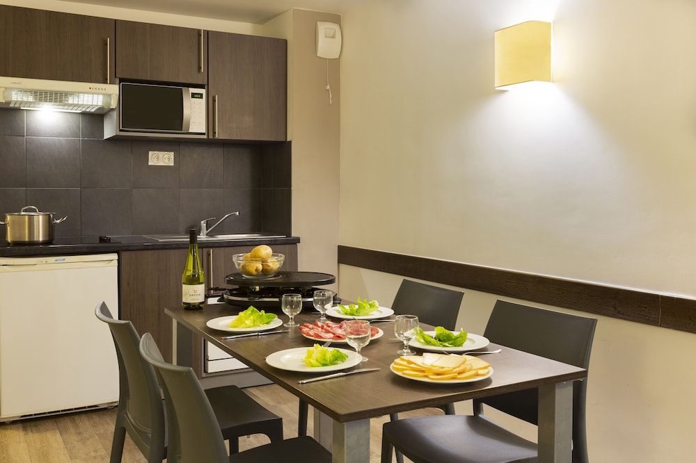 Grand Apartment photo 2