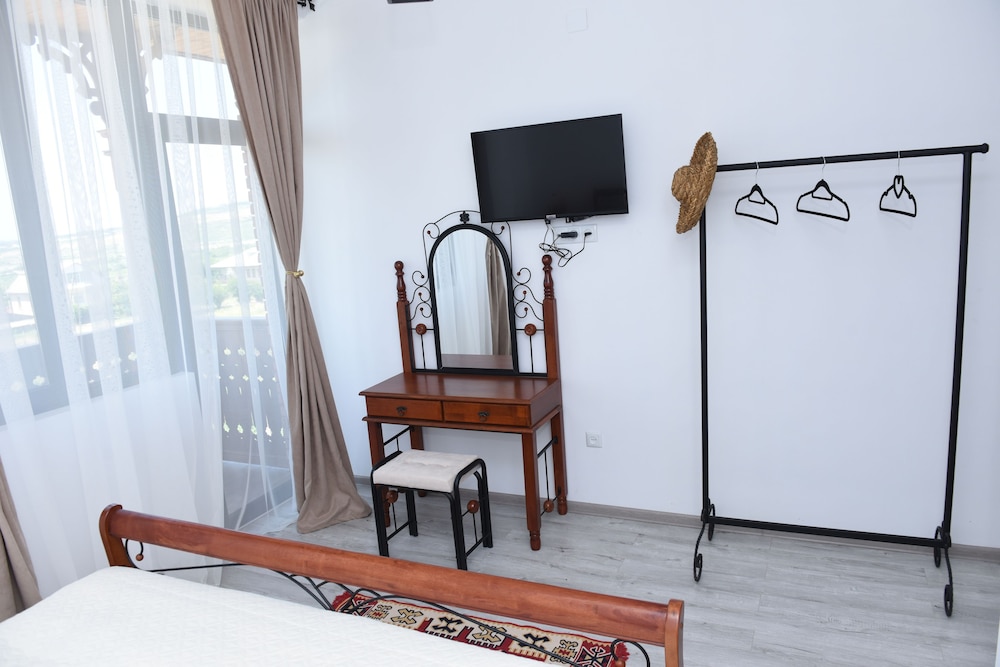 Standard Twin Room, Vineyard View photo 2