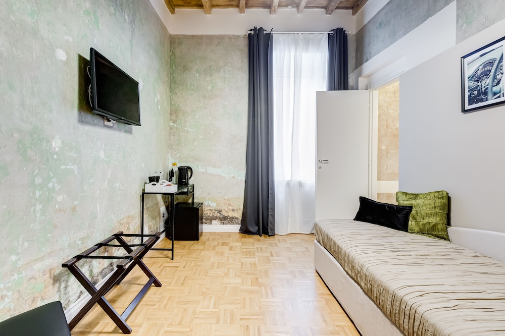 Quadruple Room photo 2