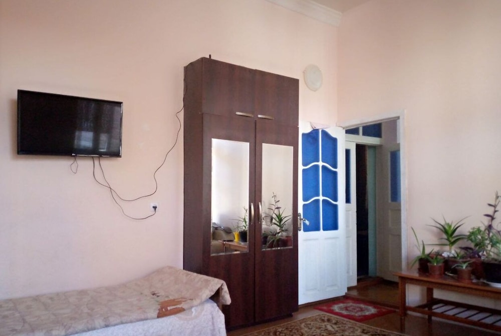 Classic Triple Room photo 1