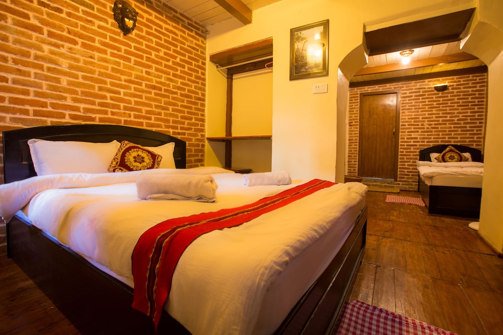 Family Room, Multiple Beds, City View photo 1
