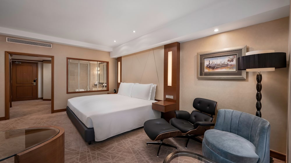 Premium Room, 1 King Bed, Club Lounge Access (Super King)