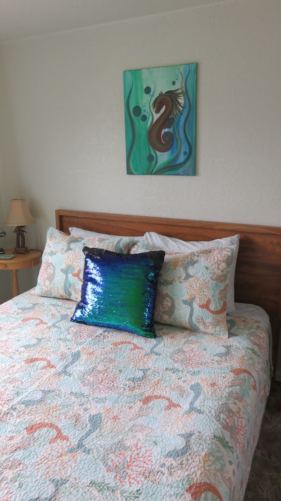 Mobile Home, 2 Bedrooms photo 1