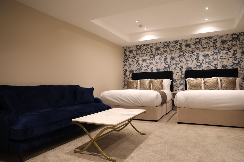Classic Quadruple Room photo 3