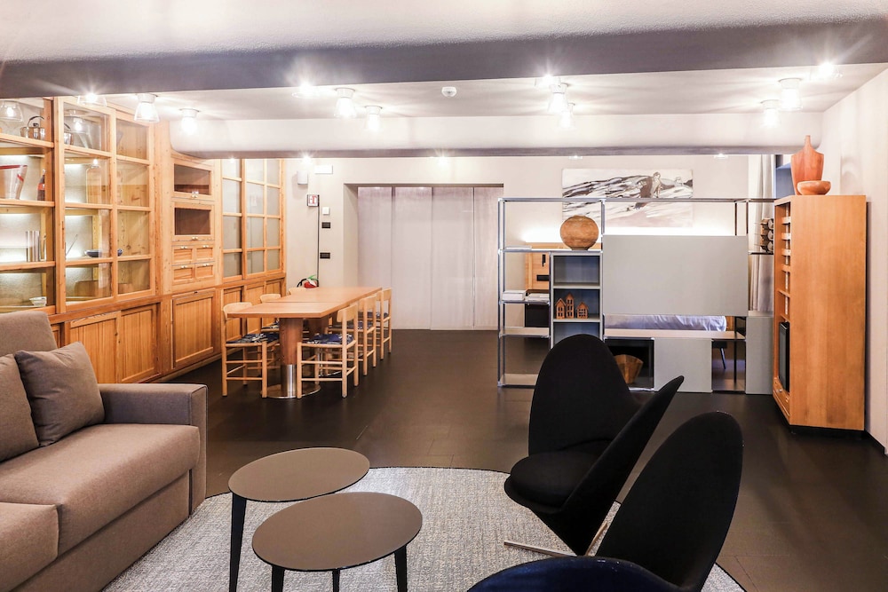 Design Studio Suite (LOFT 1 con SAUNA - Possibile collegam)