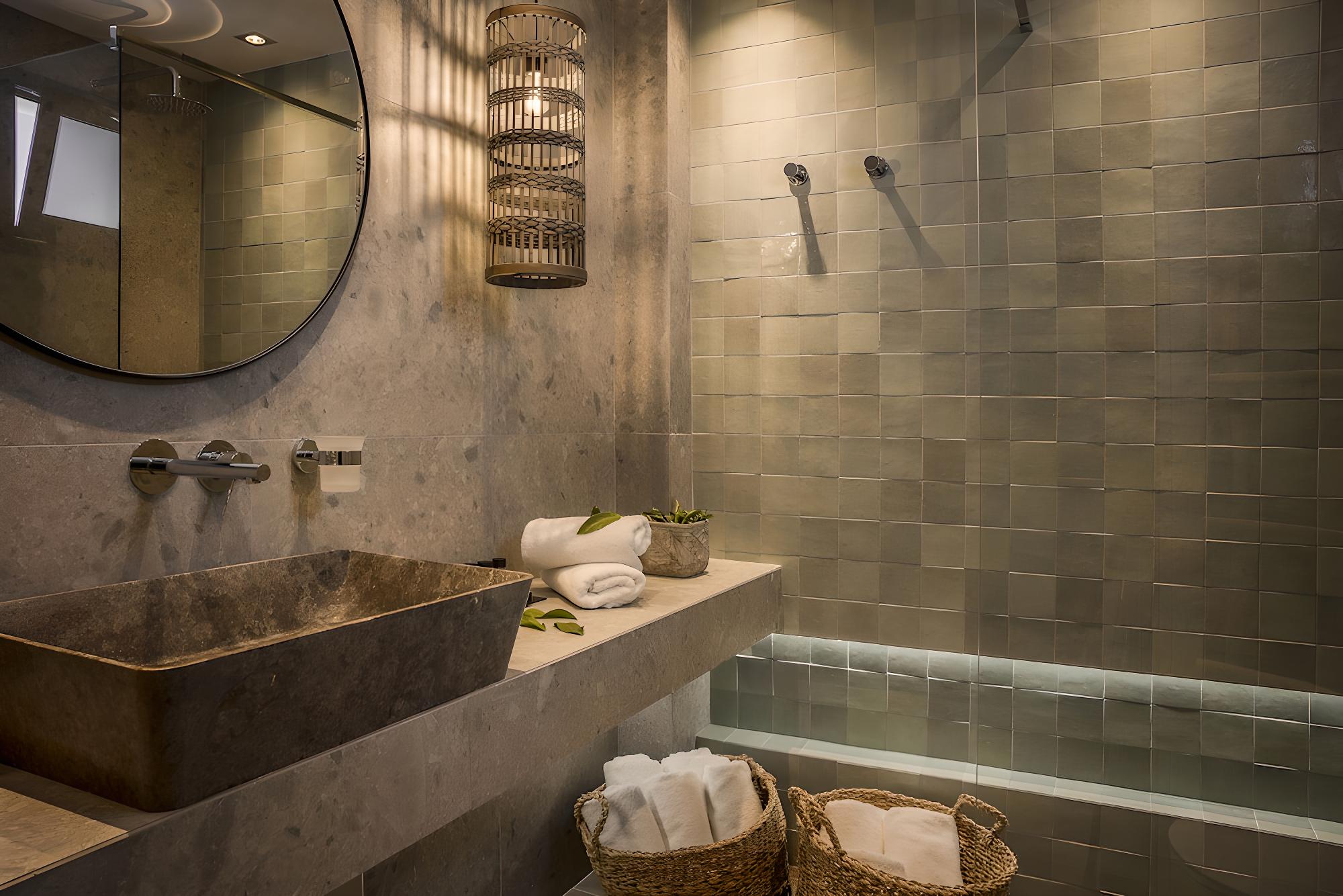 Premium Studio Suite photo 3