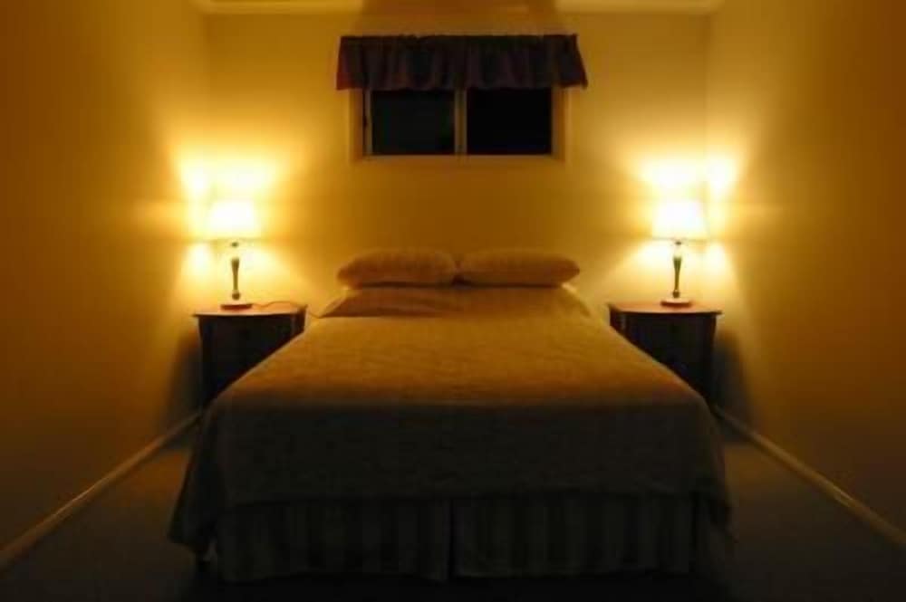 Deluxe Cottage photo 2