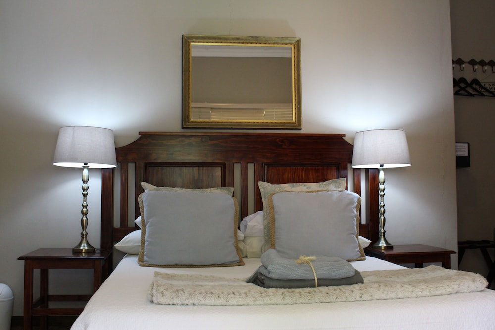 Comfort Room, 1 Bedroom (Queen Room) photo 3