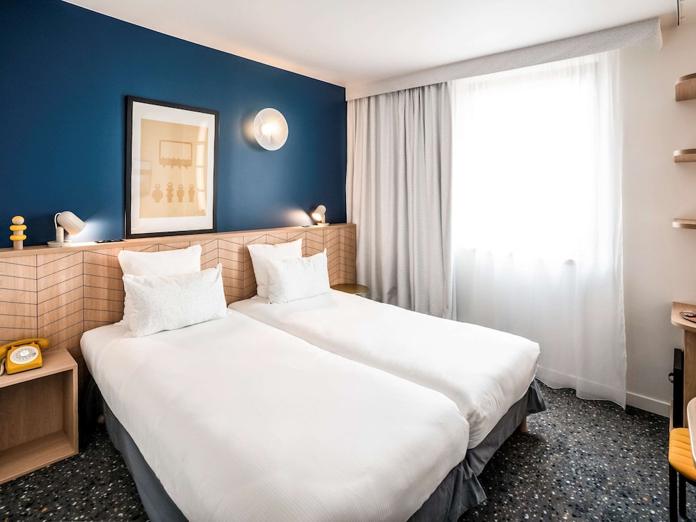 Standard Room, 2 Twin Beds - Photo 7