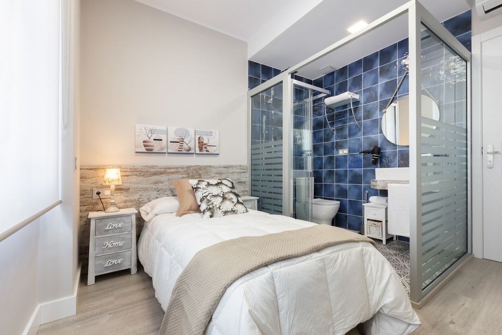 Basic Room (Torre Milenium)