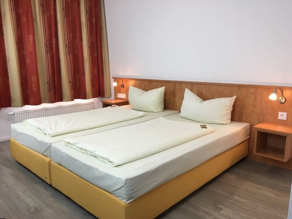 Standard Double Room photo 1