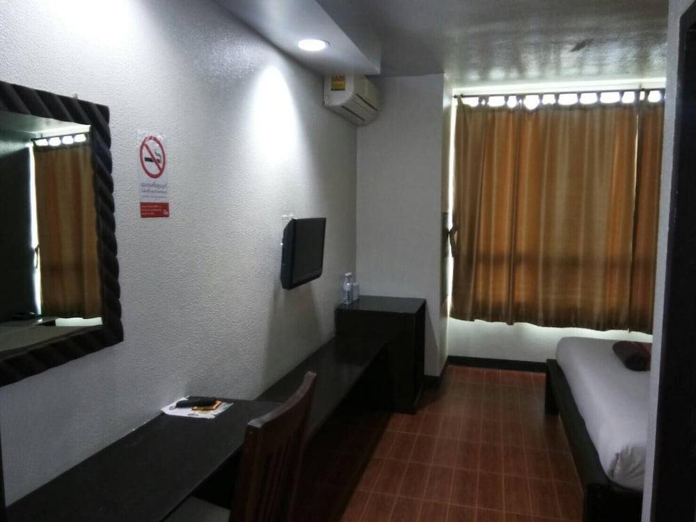 Standard Double Room - Photo 5