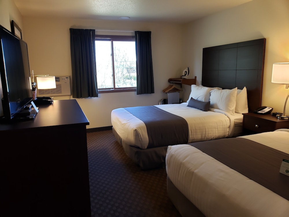 Room, 2 Queen Beds, Non Smoking (Accessible Tub) - Photo 4