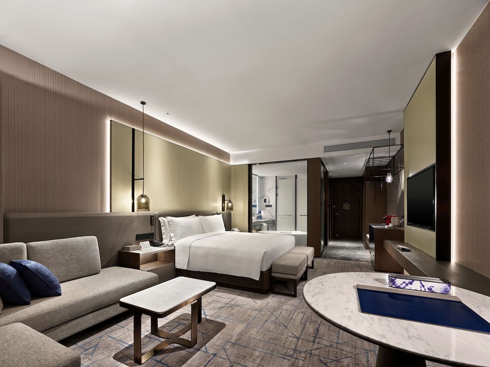Executive Room, 1 King Bed photo 2