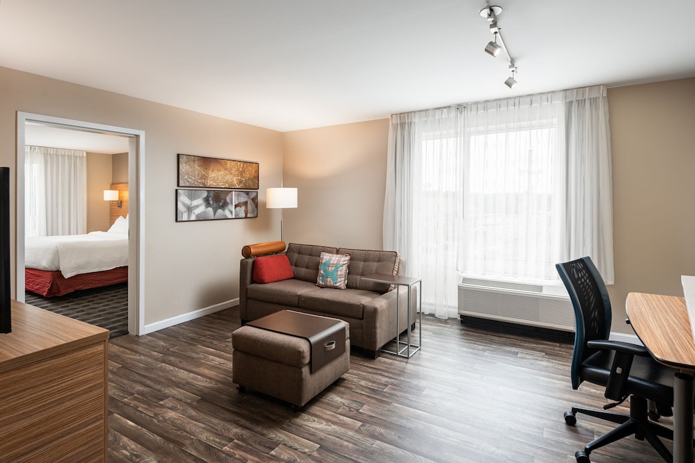 Suite, 1 Bedroom photo 1