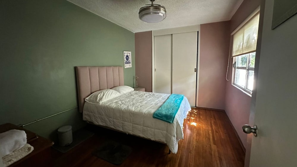 Basic Room, 1 Double Bed