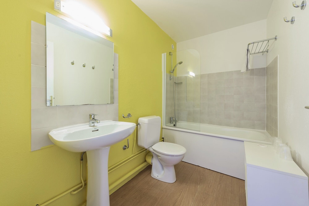 Classic Room, 2 Bedrooms, Terrace photo 2