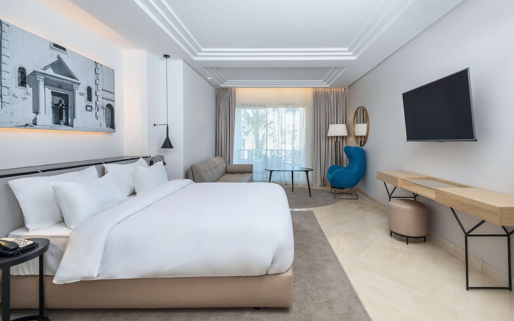 Superior Room, Balcony (Lateral Sea View)