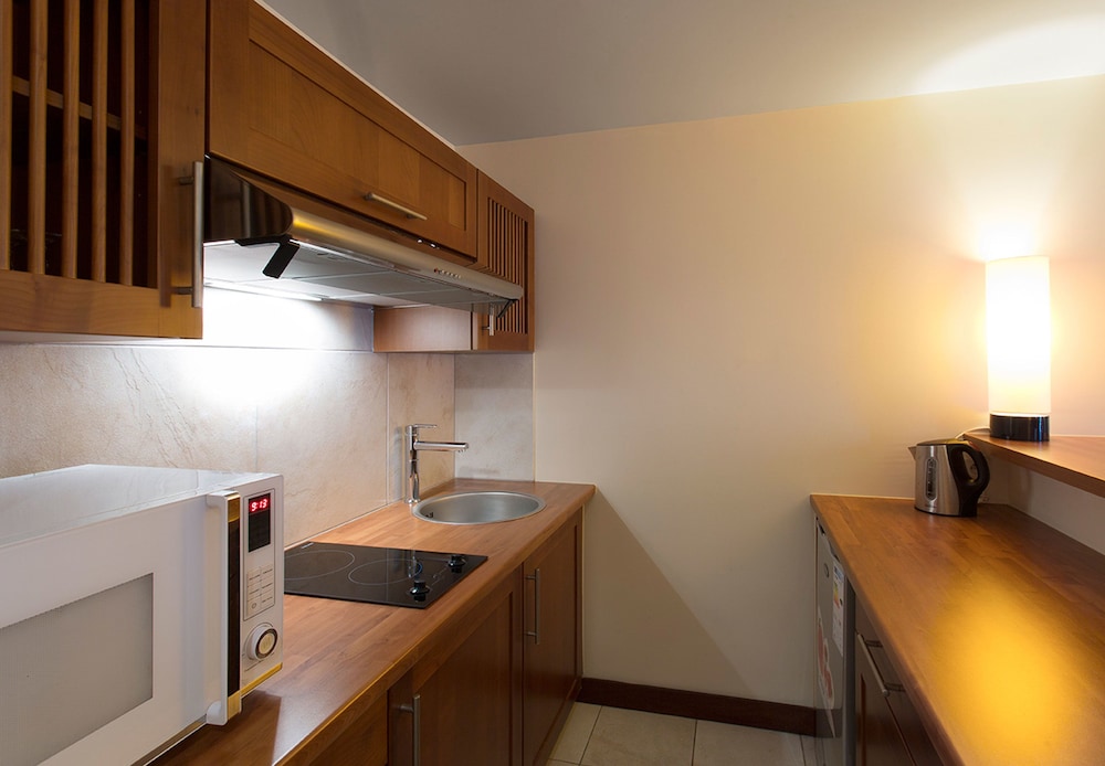 3 Bedroom Apartment photo 3
