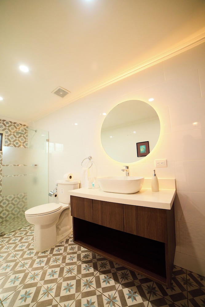 Deluxe Double Room, 1 Queen Bed - Photo 7