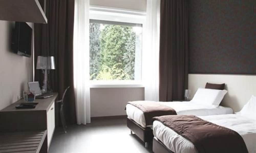 Superior Triple Room, Park View