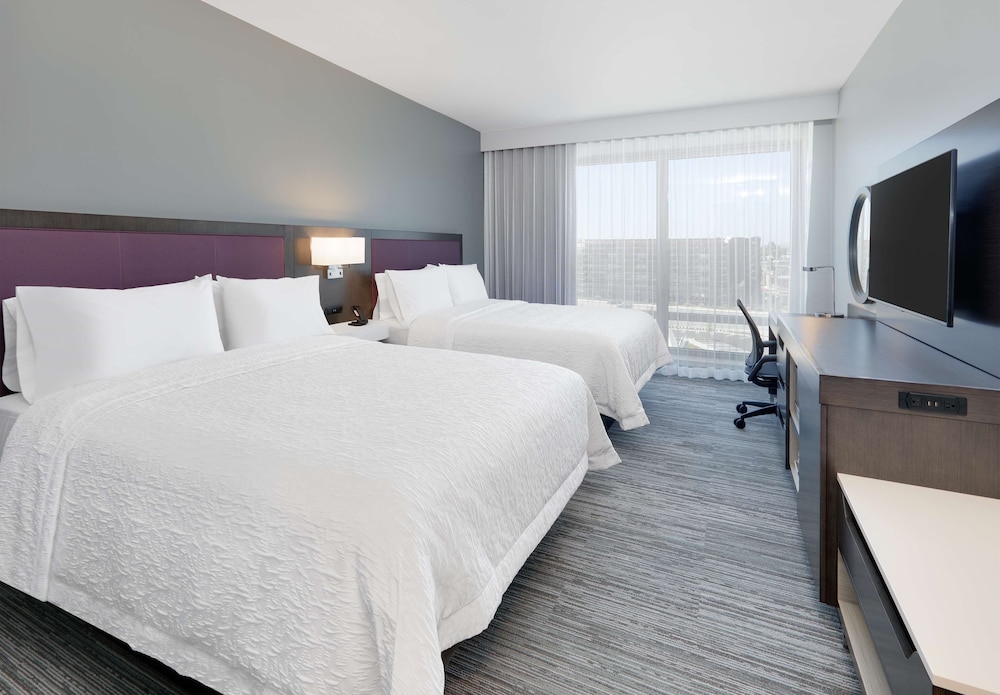 Room, 2 Queen Beds, Accessible (Hearing) - Photo 1