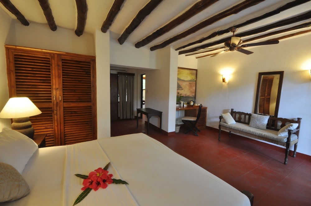 Room, Sea View