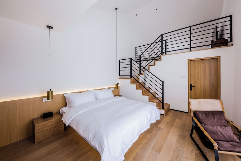 Superior Loft