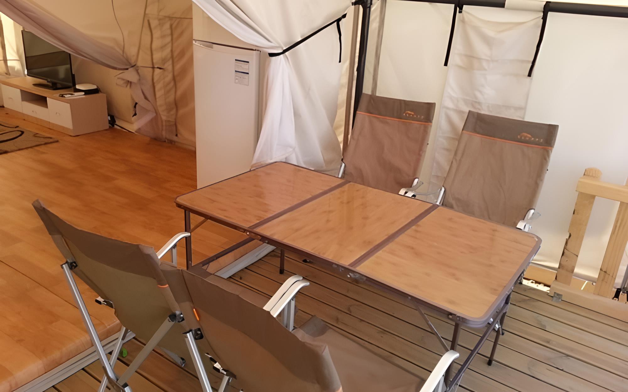Room (Glamping1)