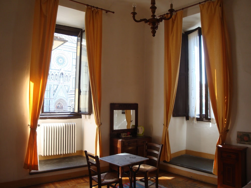 Superior Triple Room, Private Bathroom (External) photo 2