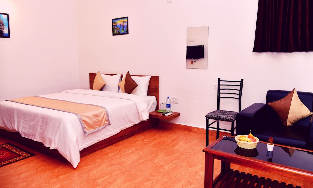 Executive Room - Photo 1